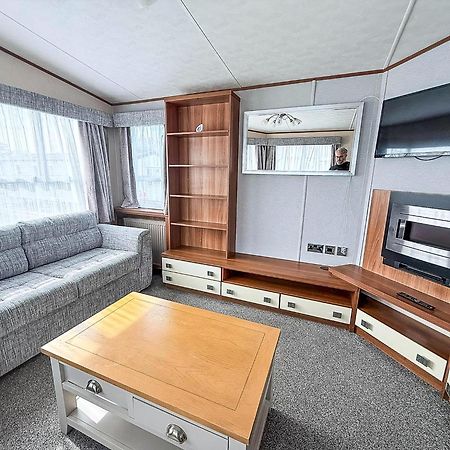 Lovely 8 Berth Caravan At Sunnydale In Lincolnshire Ref 35239S Louth  Bagian luar foto